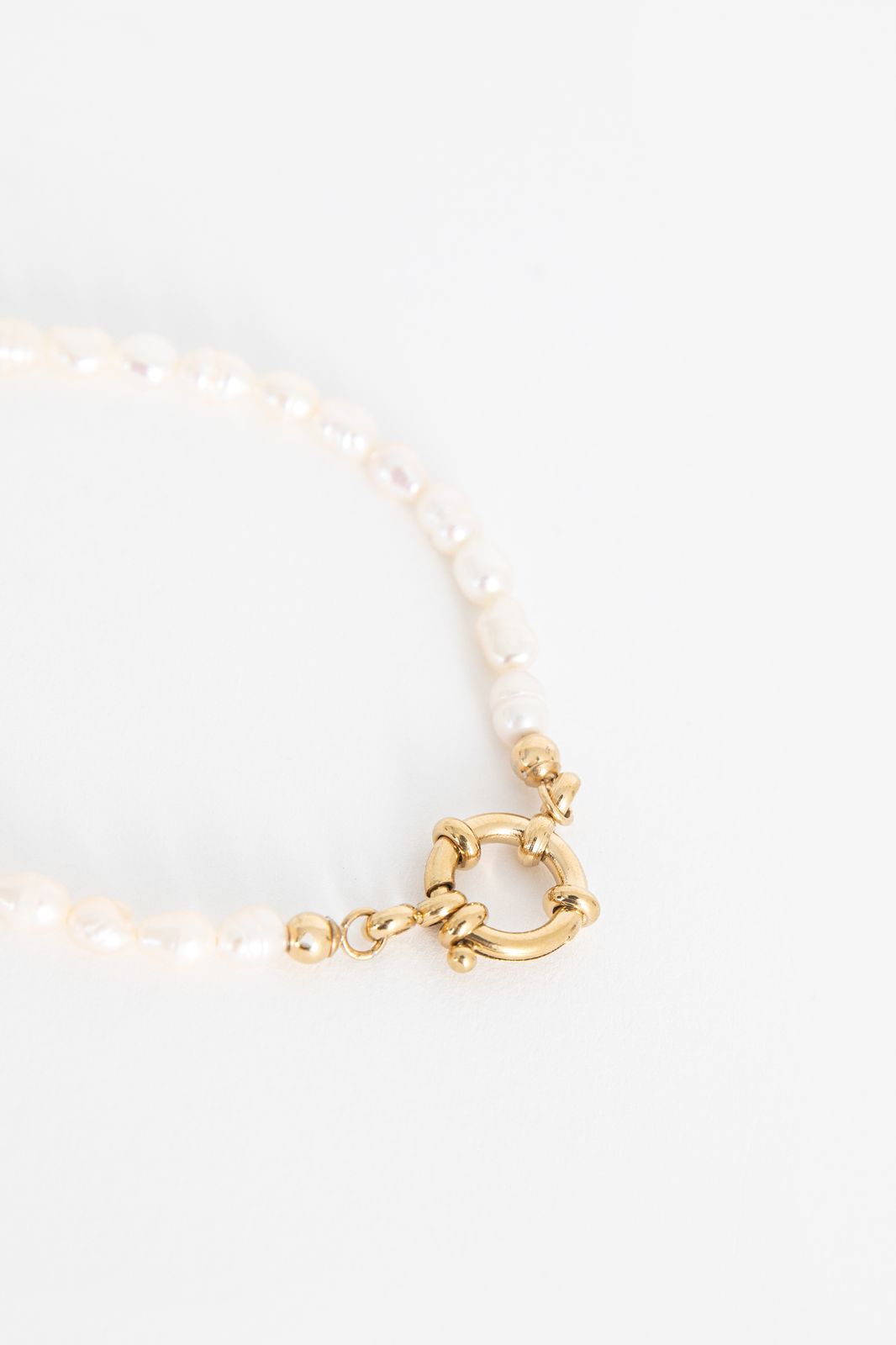 Bracelet plaqué or avec perles
