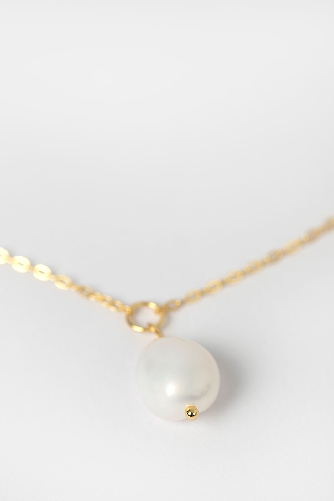 Collier plaqué or avec perles