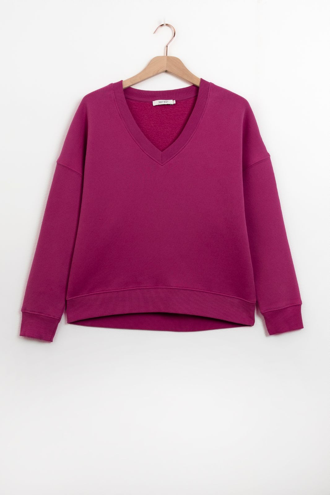 Oversize-Sweater mit V-Ausschnitt - lila