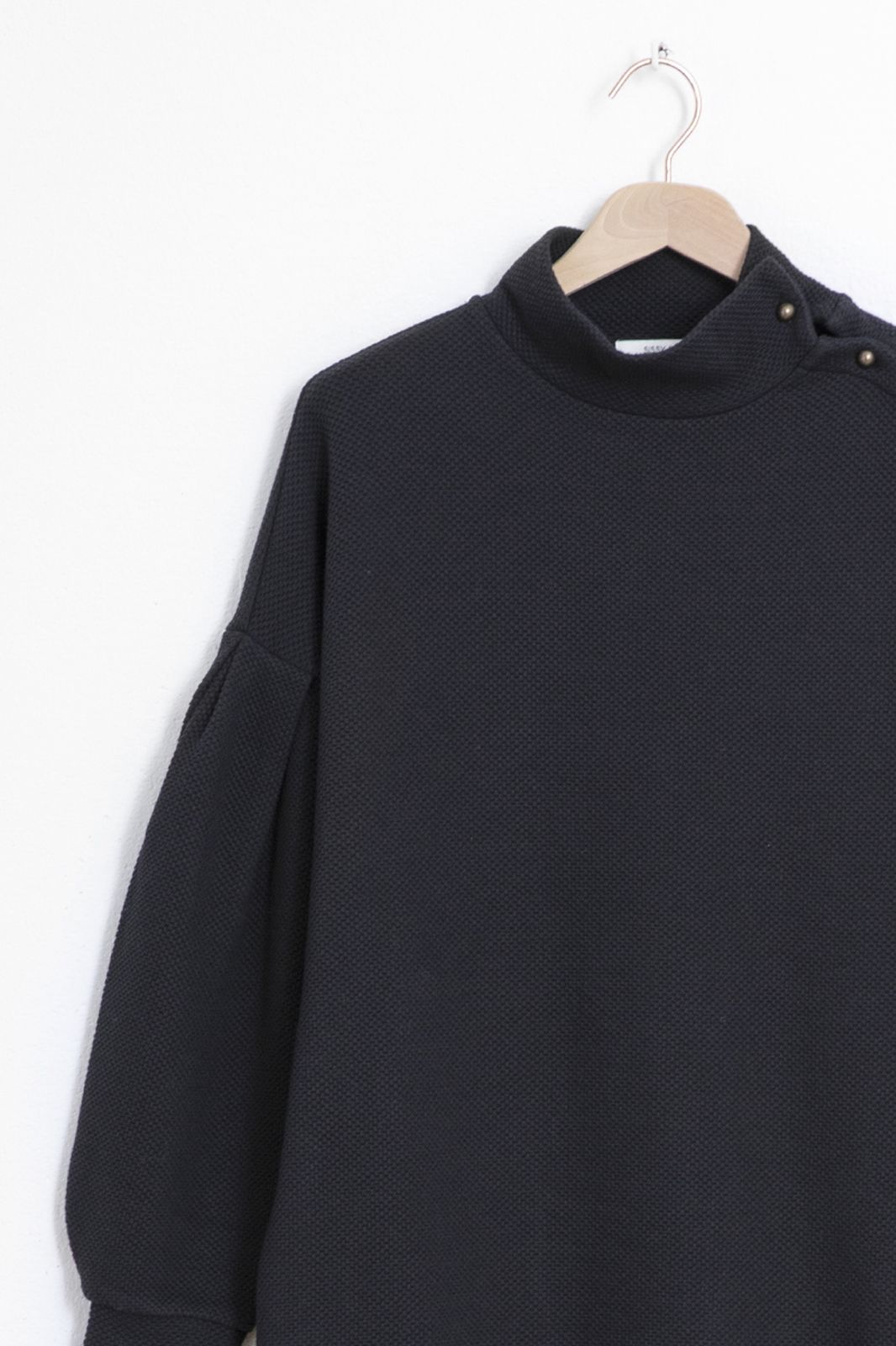 Jersey-Kleid mit Knöpfen - schwarz