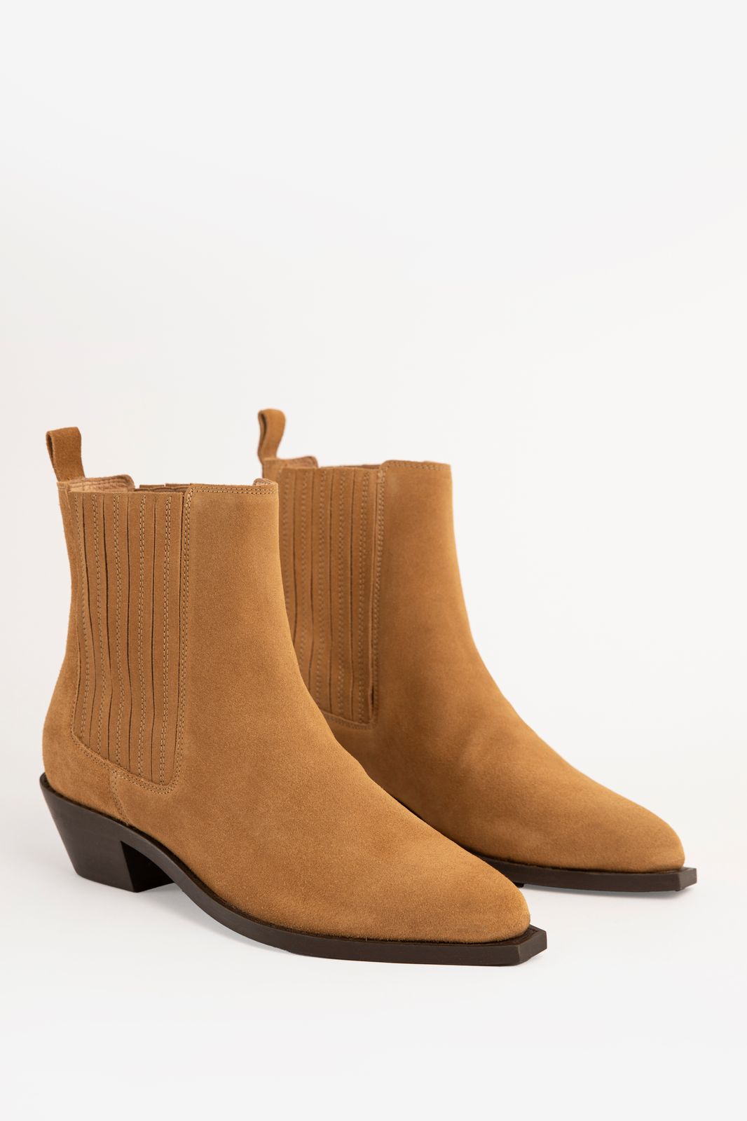 Bottes en daim avec élastiques - marron
