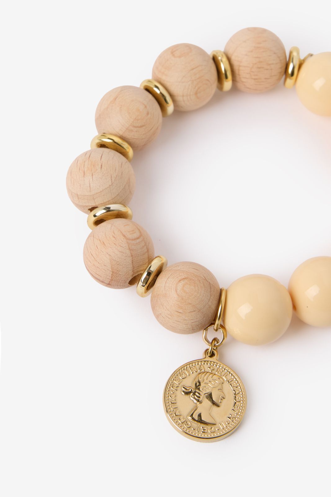 Perlenarmband mit Münz-Anhänger - beige