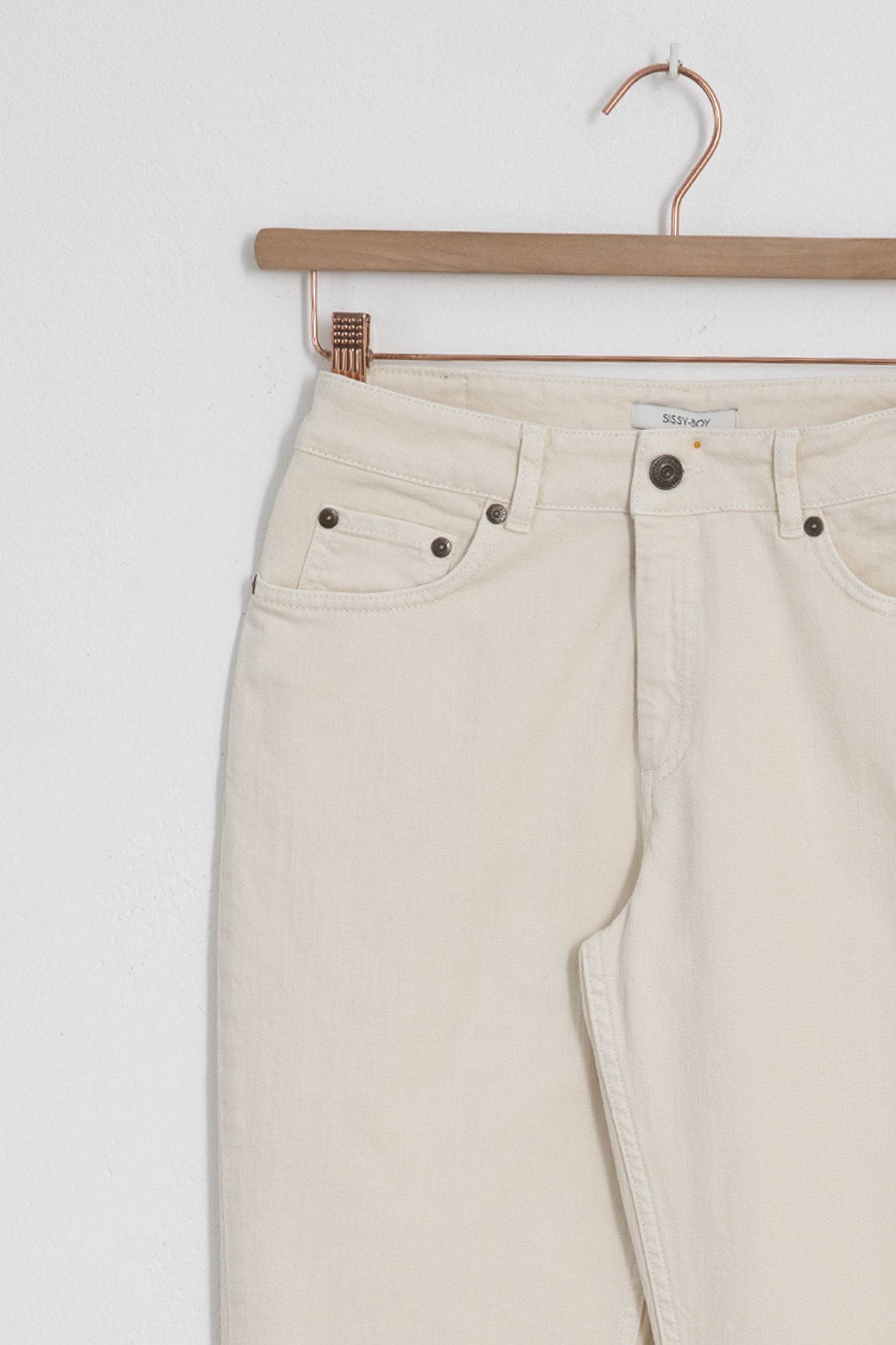 Buy OFF-WHITE Jeans for Women Online | FASHIOLA.in - Page 2