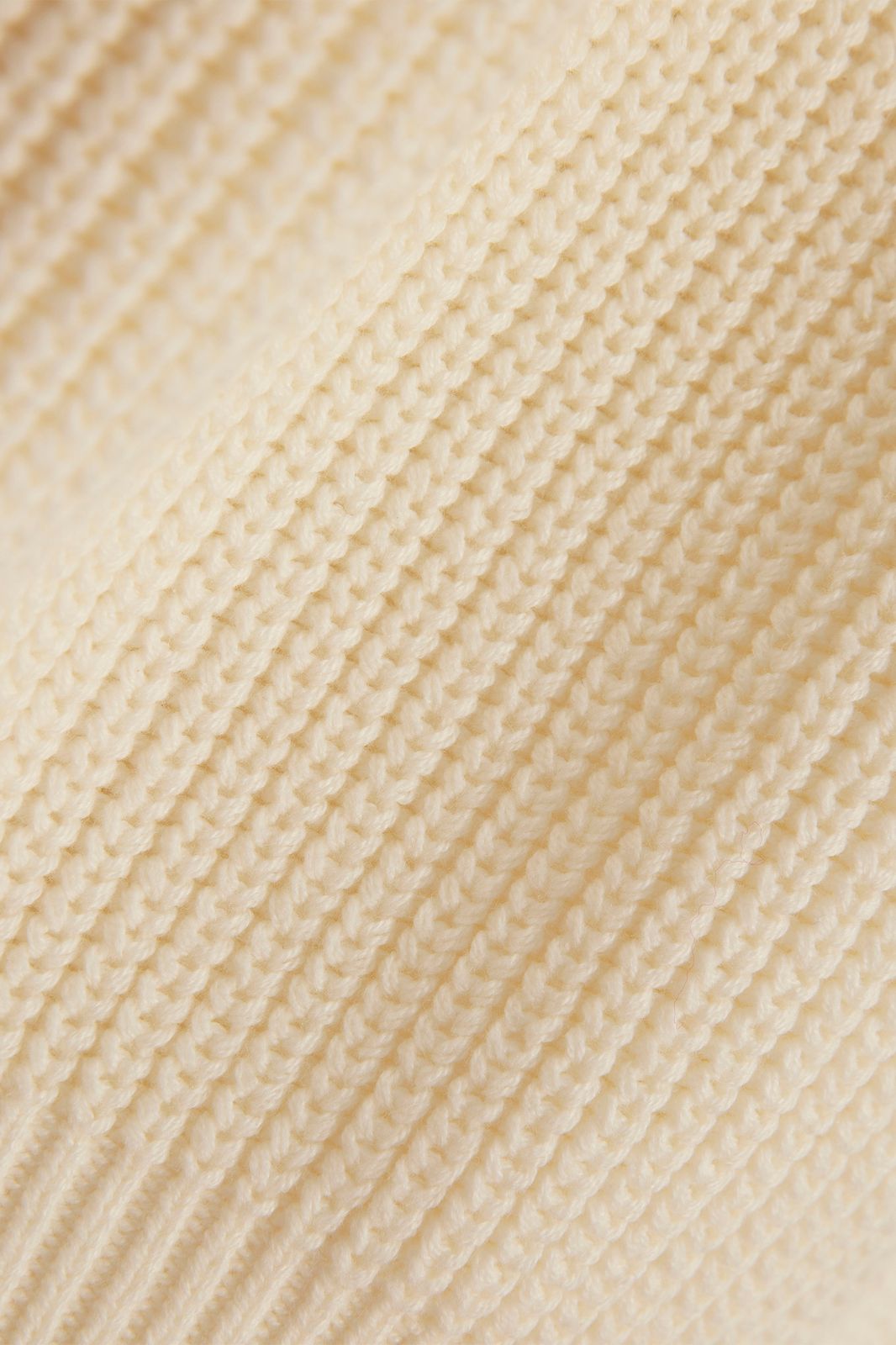 Witte gebreide trui