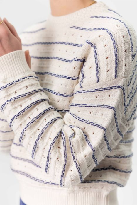 Witte Trui Met Blauwe Strepen Witte Kasjmier Marinière Trui Met