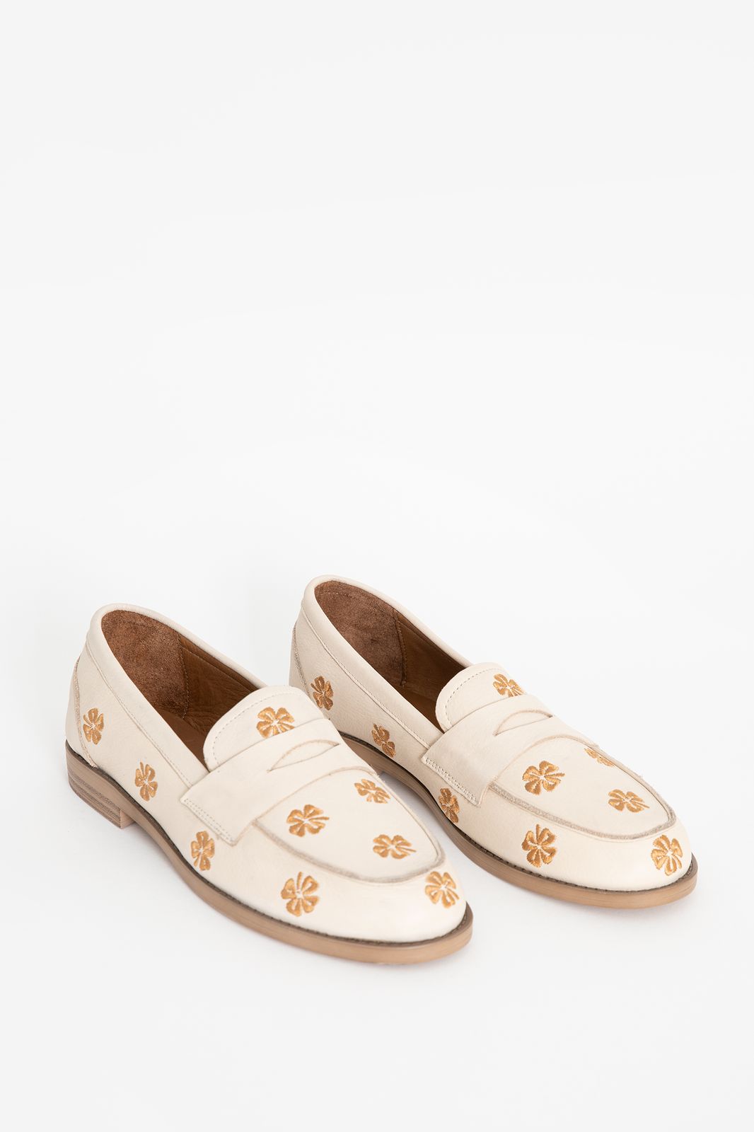 Leder-Loafer mit Kleeblatt-Stickerei - beige