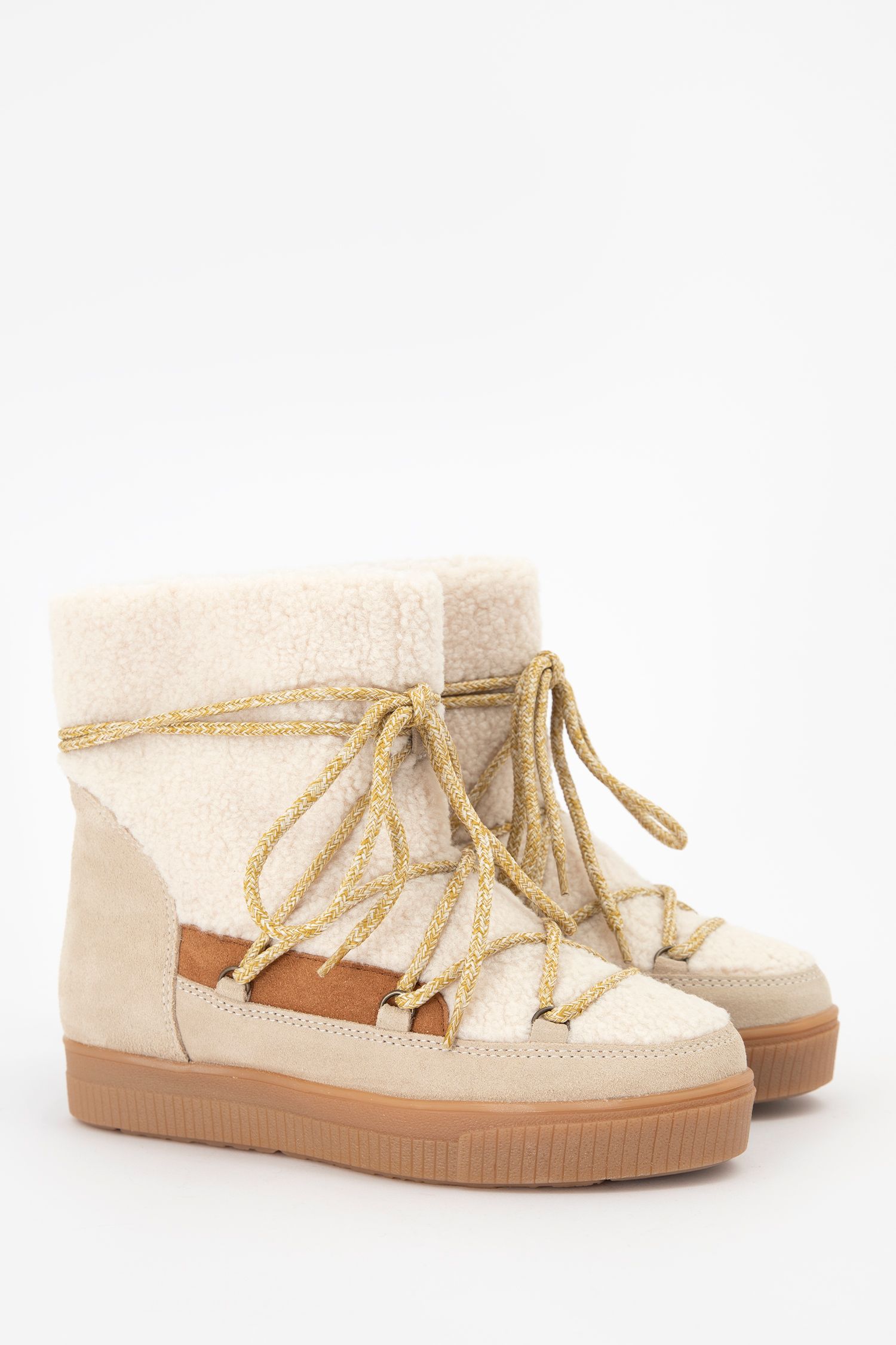 Beige su de snowboots met teddy