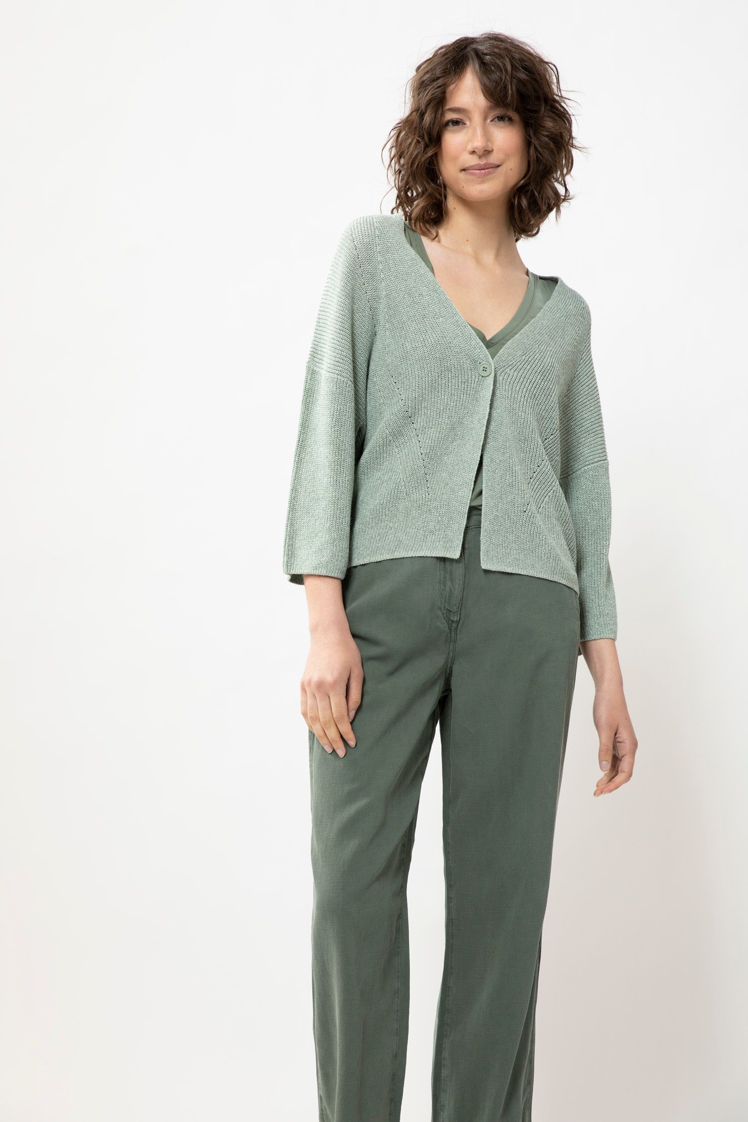 Lila knoop vest dames - Paars gebreid damesvestje shoppen Lila knoop vest dames - Paars gebreid damesvestje shoppen