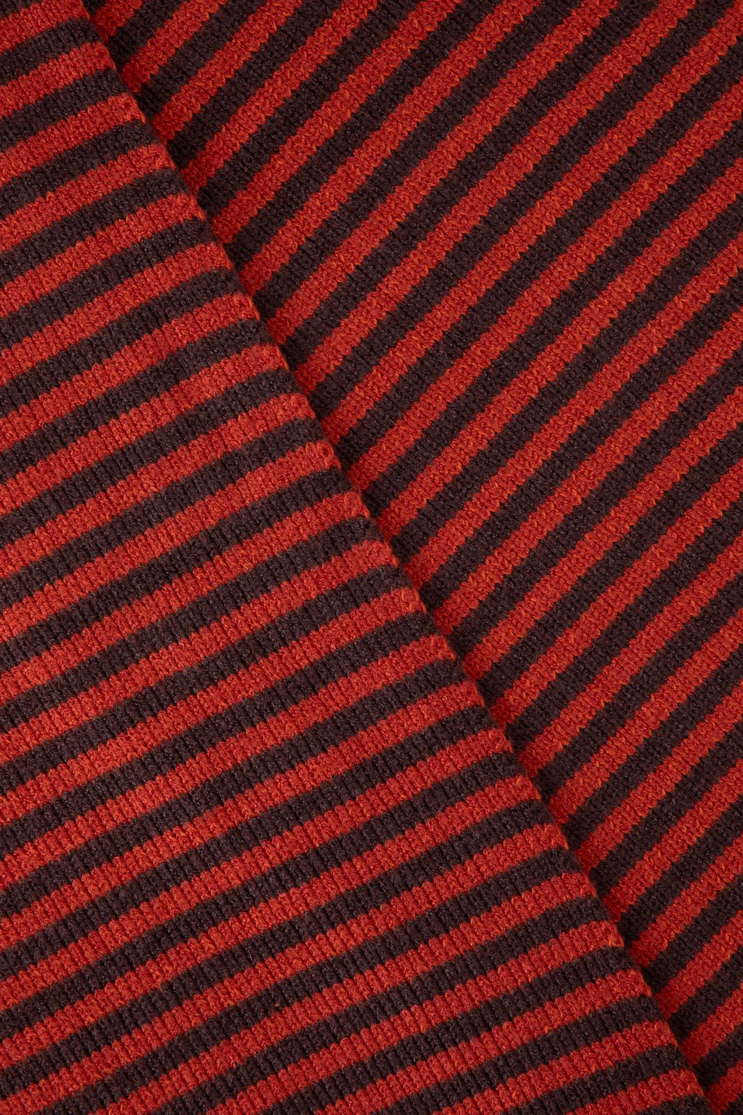 Gestreifter Schal - dunkelbraun