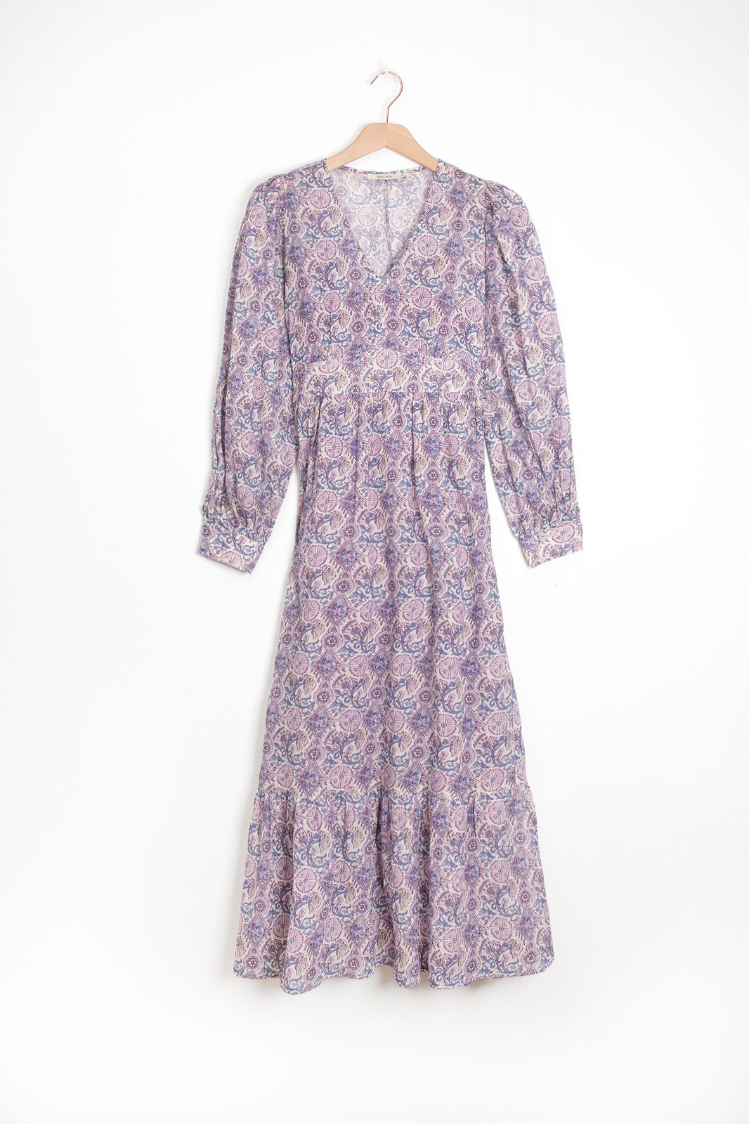 Maxi-Kleid mit buntem Muster - lila