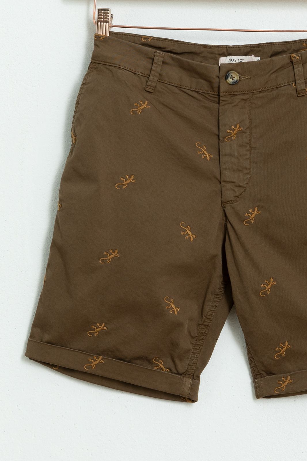 Chino-Shorts mit Salamander-Stickerei