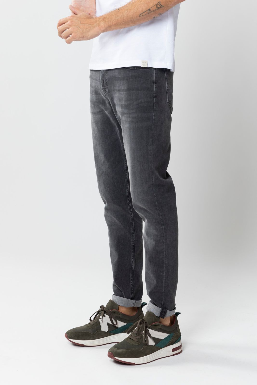 Phil Dark Grey Regular Fit Jeans