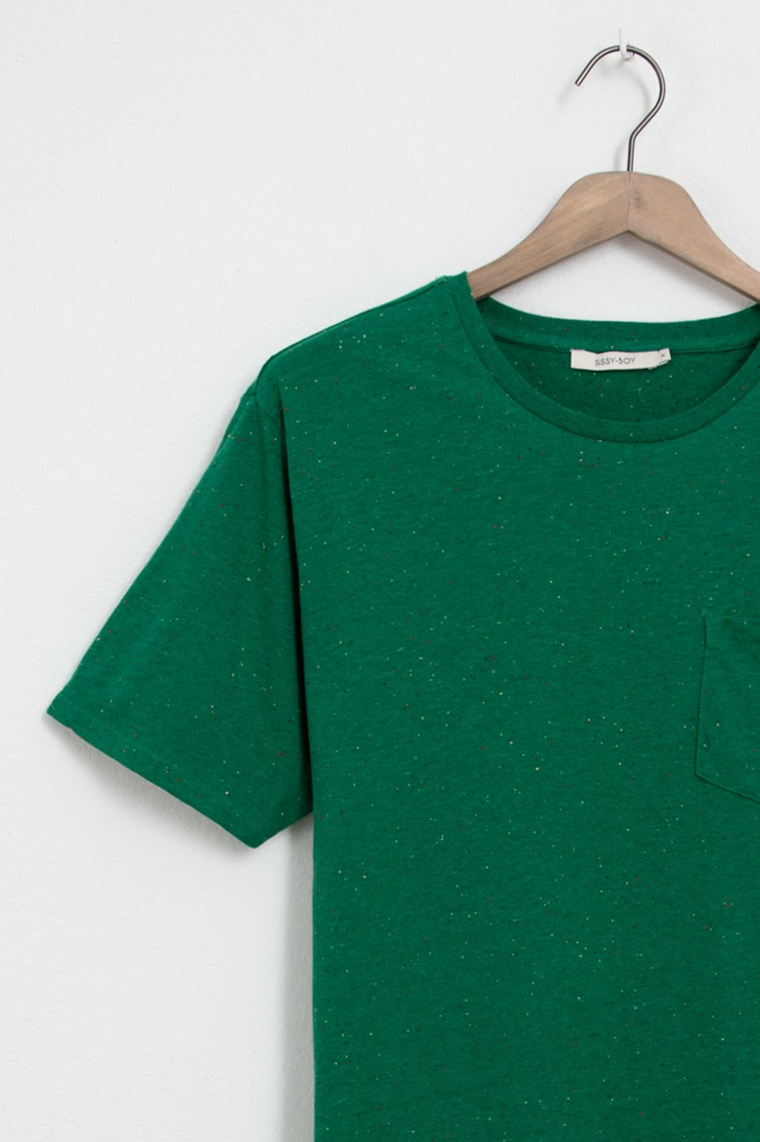 Groen neps t-shirt met borstzakje - Heren | Sissy-Boy