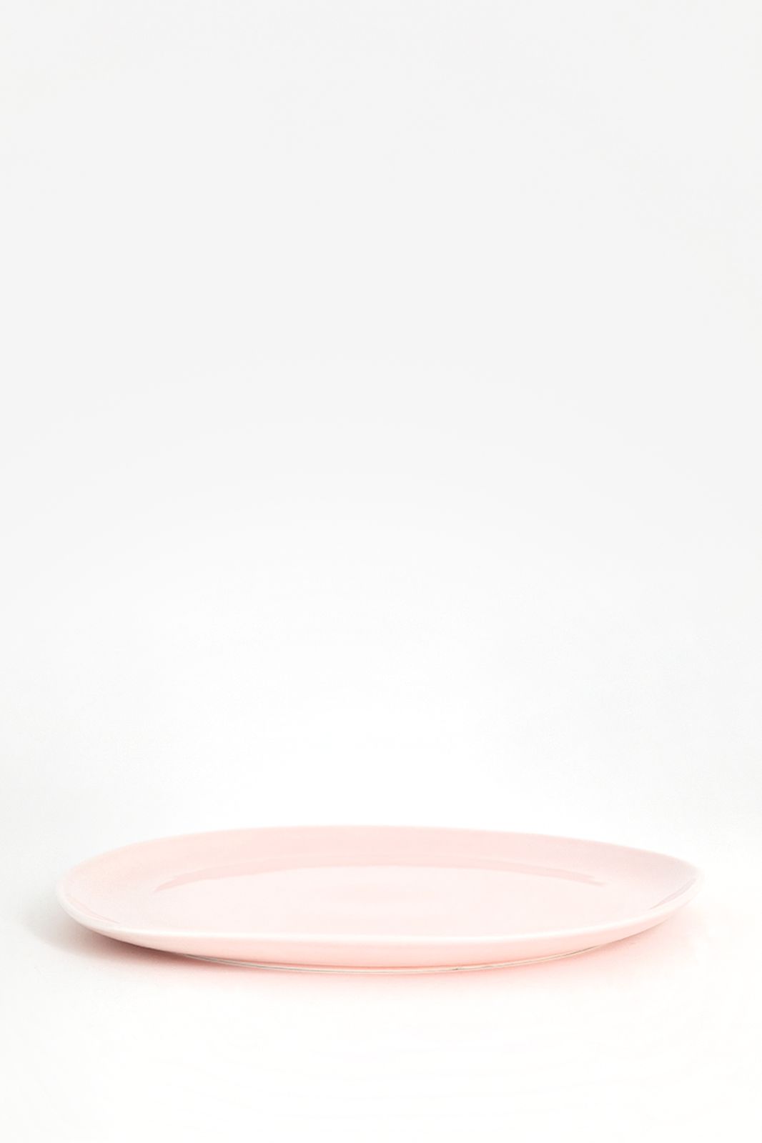Roze dinerborden met witte rand