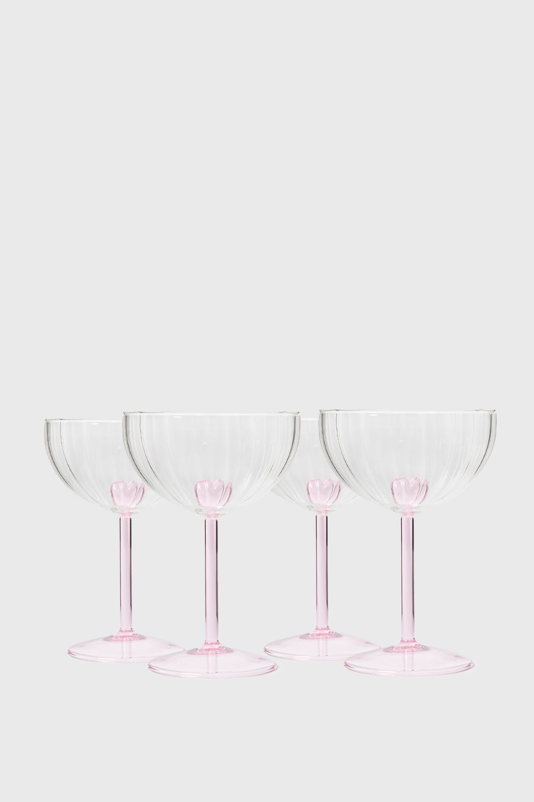 Champagneglazen met roze hartje aan de binnenkant