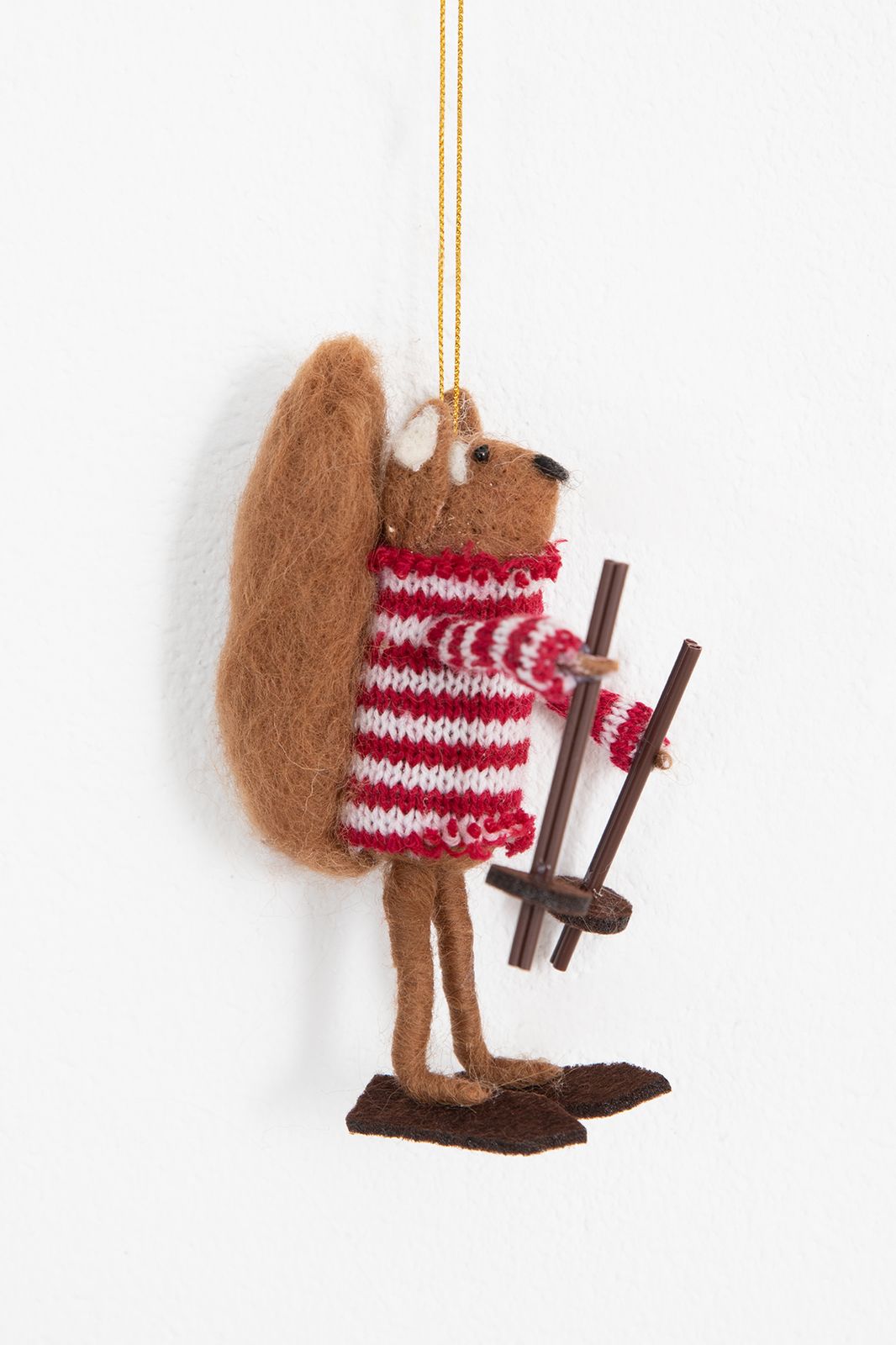 Kerst ornament vilten eekoorn op skis - Homeland | Sissy-Boy