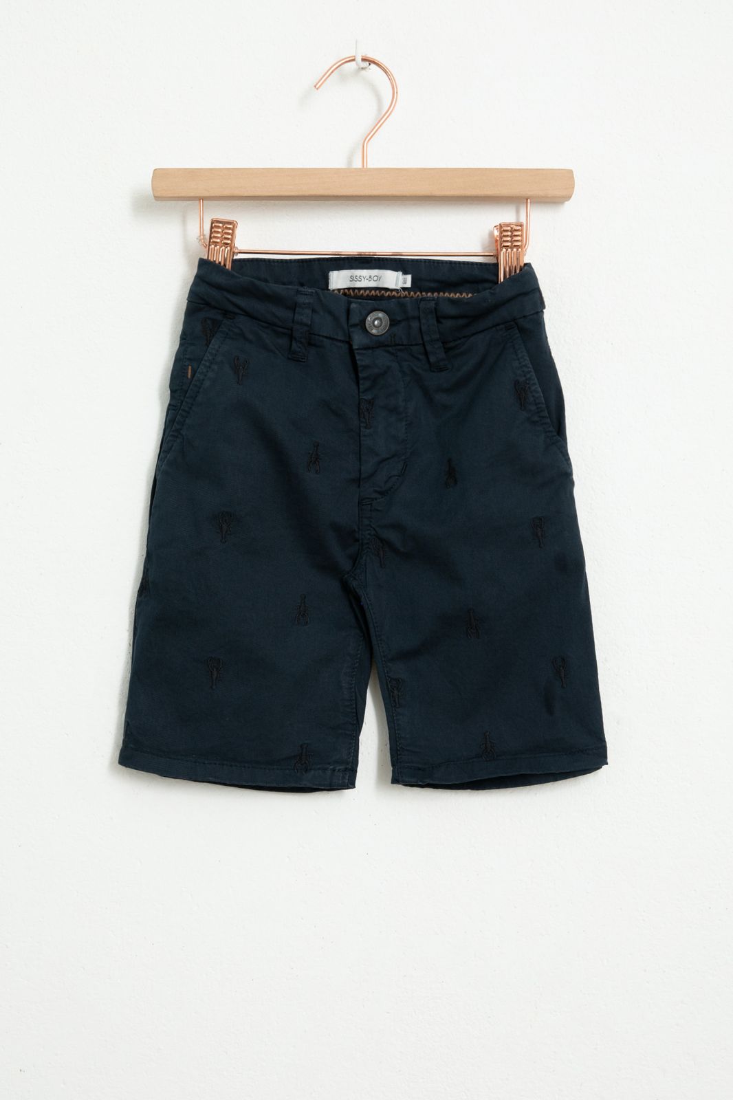 Donkerblauwe shorts met all over kreeft embroidery