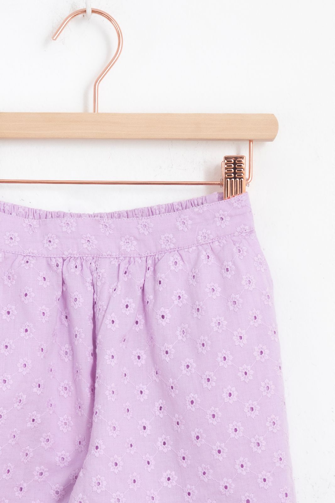 Lichtpaarse shorts met broderie anglaise - Kids | Sissy-Boy
