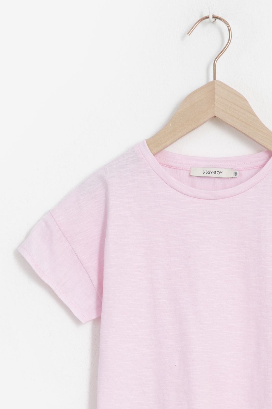 Roze T-shirt met geborduurd detail