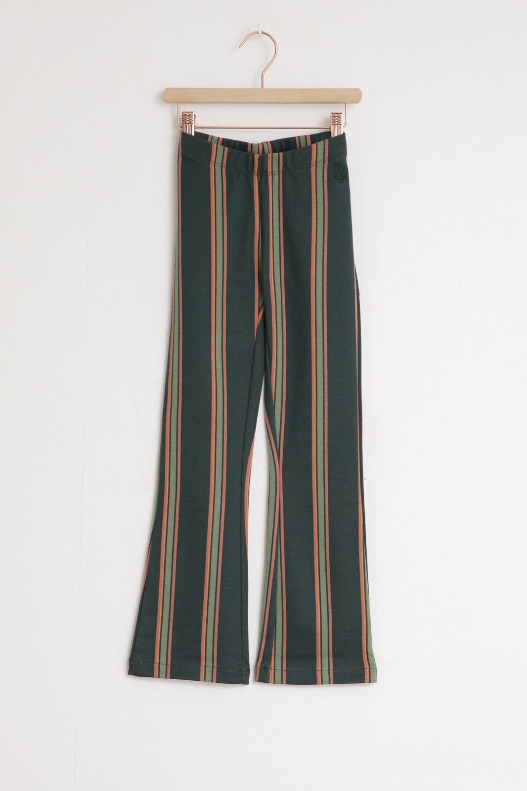 Gestreifte grüne Leggins mit Schlag
